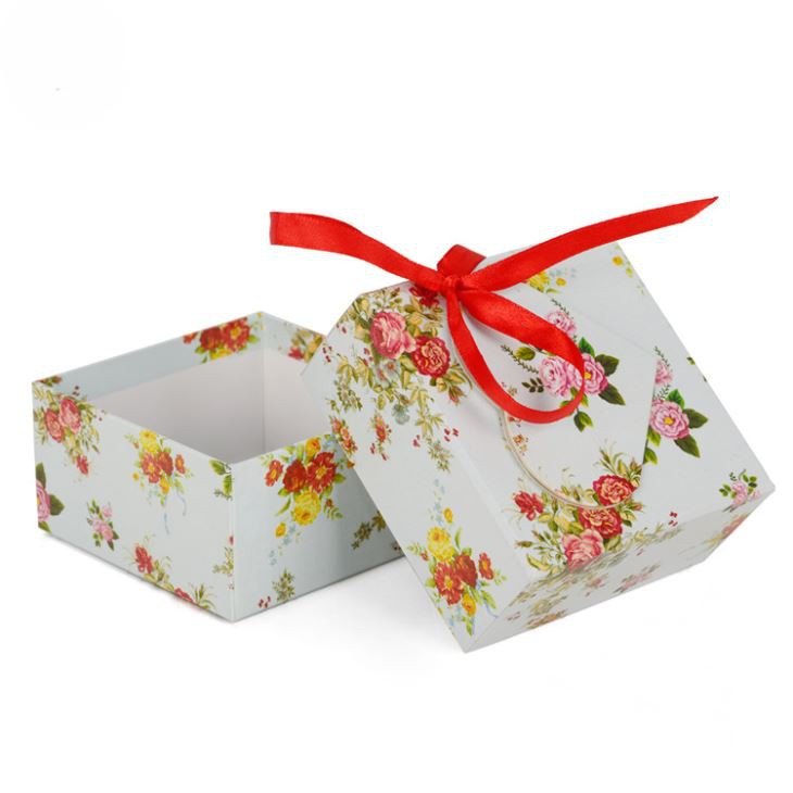 Square Gift Boxes with Lids
