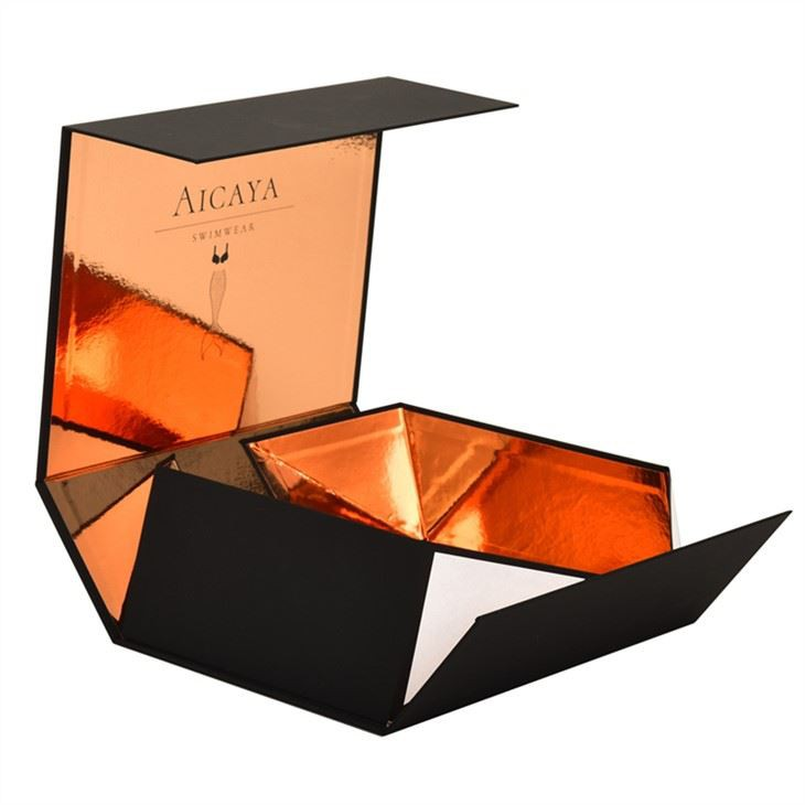 Cardboard Gift Boxes