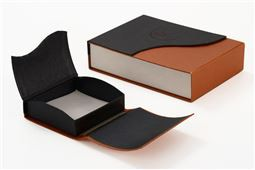 Magnetic Box With Speciality paper