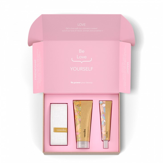 Cream Shipping Boxes