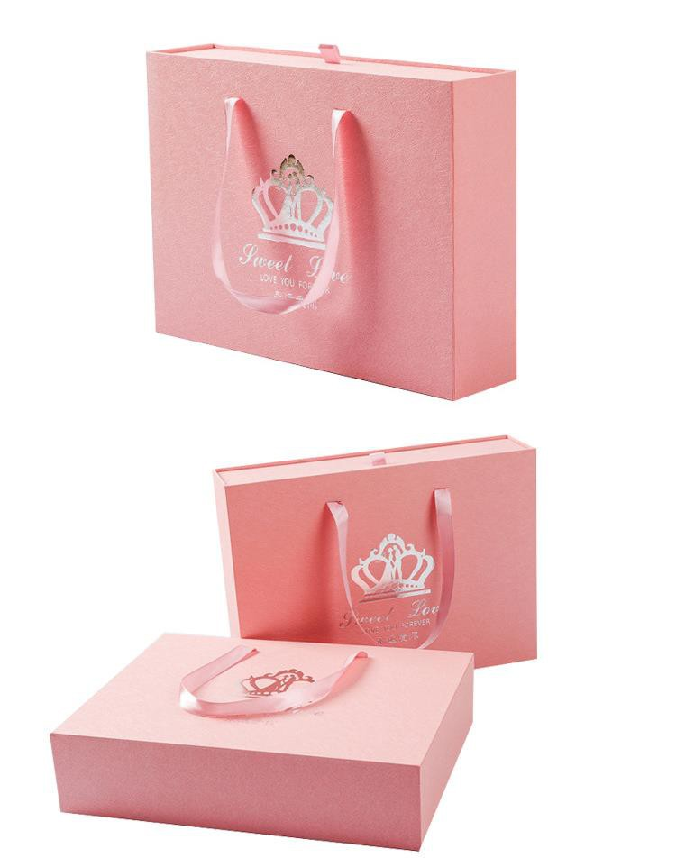 Little Paper Gift Boxes