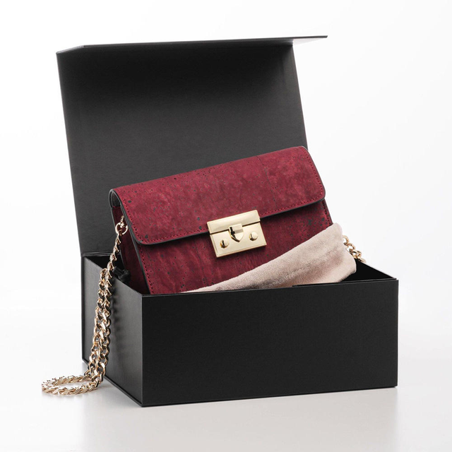 Custom Luxury Magnetic Flip Top Gift Box With Rose Gold Foil Interior and Dust Bag